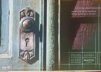 2001 Electronic Arts Incorporated Advertisement - Majestic and it Plays you